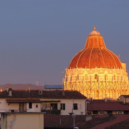 Alla Torre Con Vista Pisa Bilik gambar